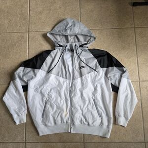 Nike Sportswear Windrunner Jacket Men XL White Black Gray Zip Hooded Windbreaker